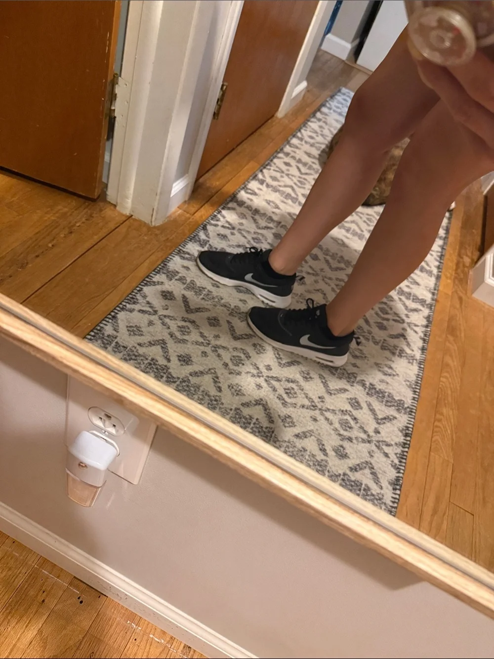 Nike Women’s Black & White Lightweight Mesh Sneakers
